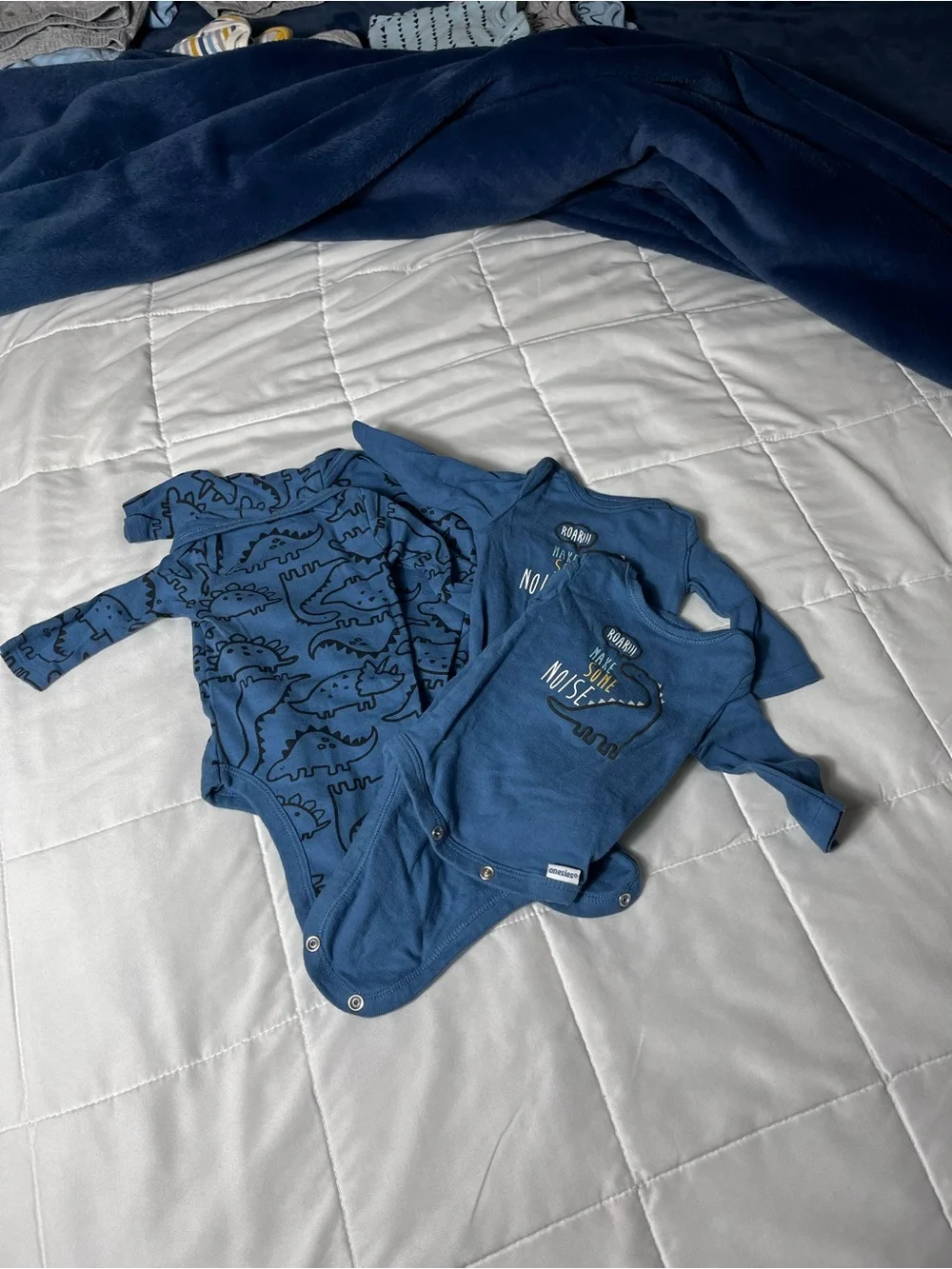 Twin Boys Blue & Black Bodysuits with Dinosaur Print. 2 Sets EXC NB